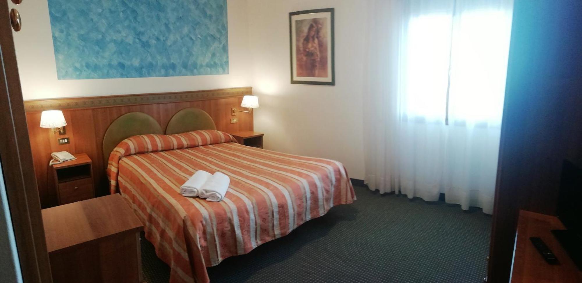 Hotel Kristall San Donà di Piave Dış mekan fotoğraf