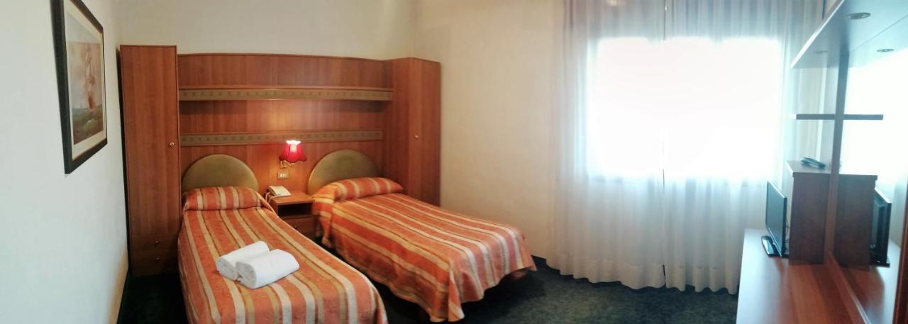Hotel Kristall San Donà di Piave Dış mekan fotoğraf