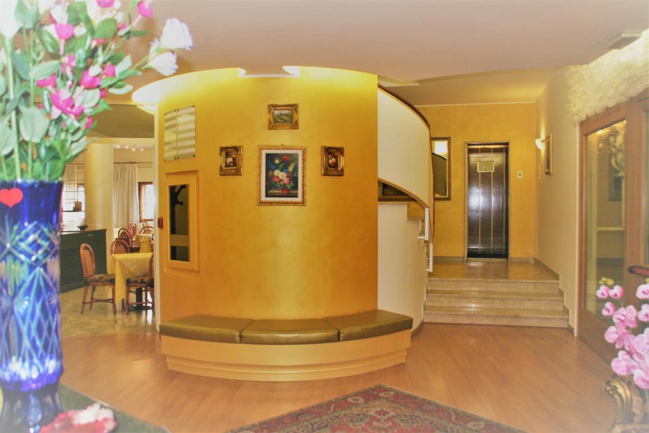 Hotel Kristall San Donà di Piave Dış mekan fotoğraf